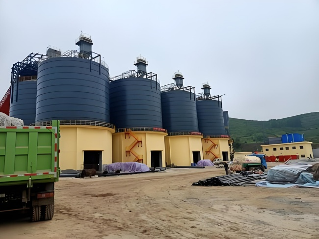 阿勒泰大型骨料仓